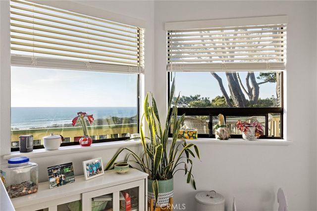 1833 Ogden Drive, Cambria, CA 93428