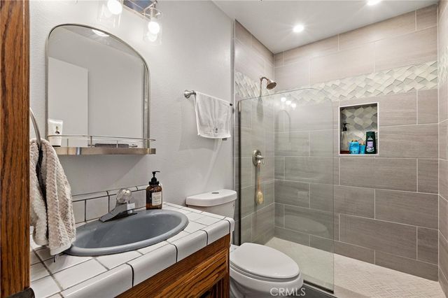 1833 Ogden Drive, Cambria, CA 93428