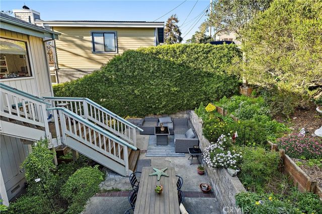 1833 Ogden Drive, Cambria, CA 93428