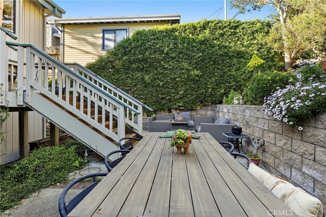 1833 Ogden Drive, Cambria, CA 93428