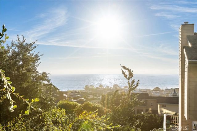 1833 Ogden Drive, Cambria, CA 93428