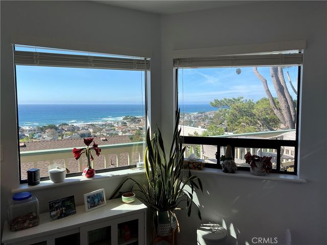 1833 Ogden Drive, Cambria, CA 93428