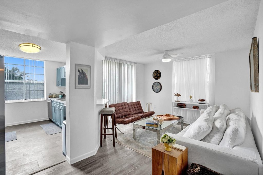 520 SE 5th Avenue 2211, Fort Lauderdale, FL 33301