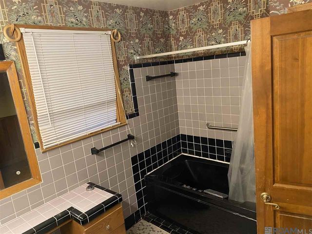 2266 Cloverdale Ave, Baton Rouge, LA 70808