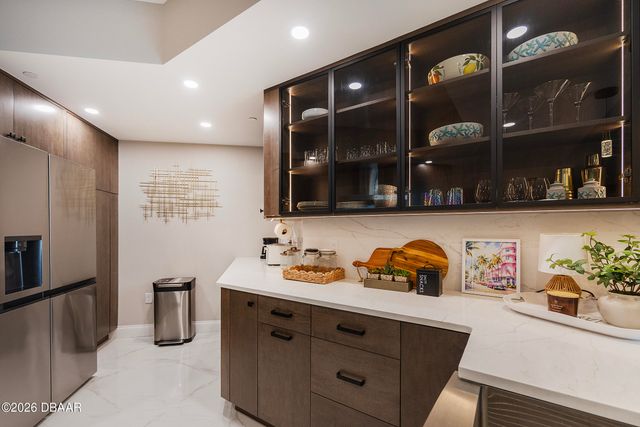 241 Riverside Dr Unit 106, Holly Hill, FL 32117