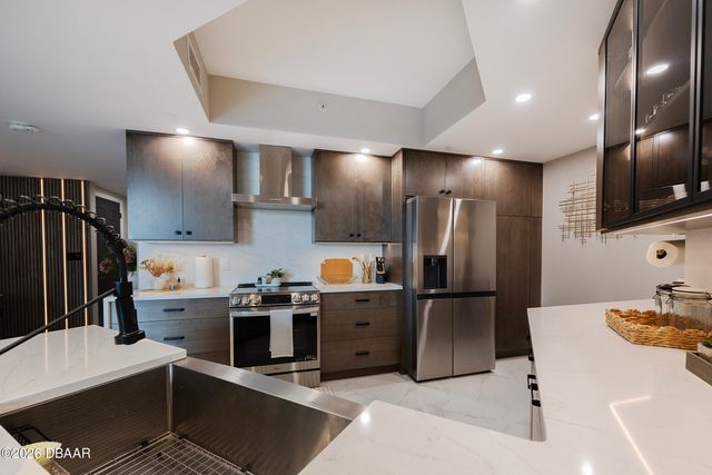 241 Riverside Dr Unit 106, Holly Hill, FL 32117