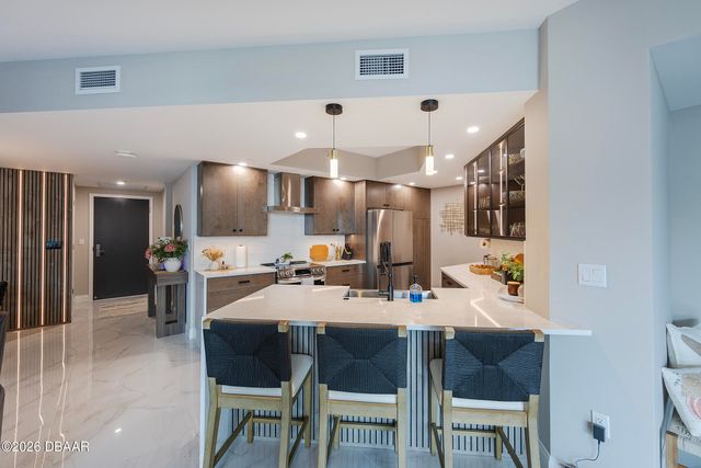 241 Riverside Dr Unit 106, Holly Hill, FL 32117