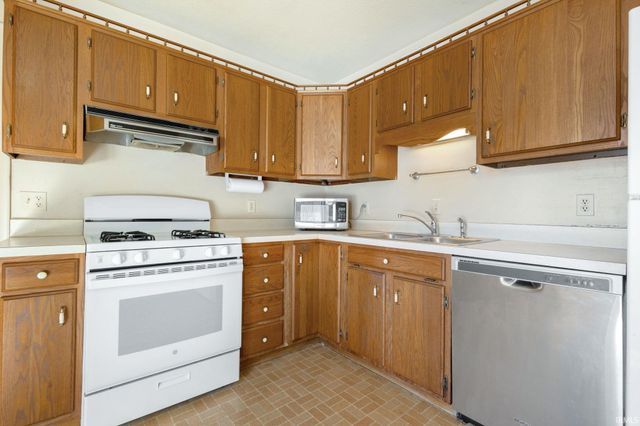 1503 Blanchard Drive, Mishawaka, IN 46544