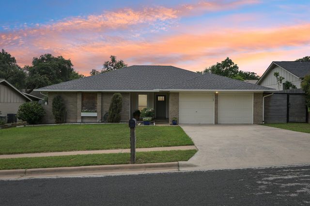 2717 Charlesworth DR, Austin, TX 78745