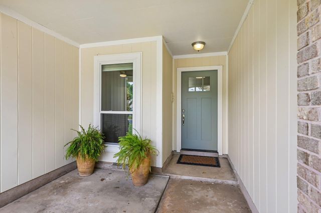 2717 Charlesworth DR, Austin, TX 78745