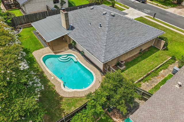 2717 Charlesworth DR, Austin, TX 78745