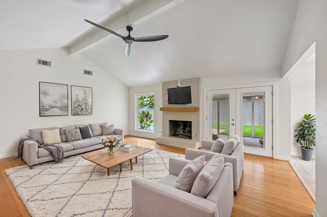2717 Charlesworth DR, Austin, TX 78745