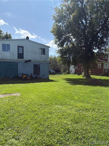 6910 West Britton Drive, Niagara, NY 14305