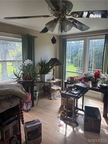 6910 West Britton Drive, Niagara, NY 14305