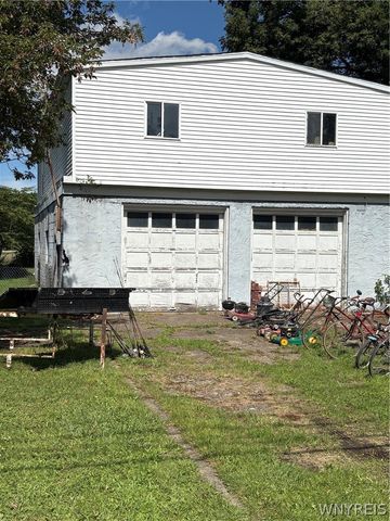 6910 West Britton Drive, Niagara, NY 14305