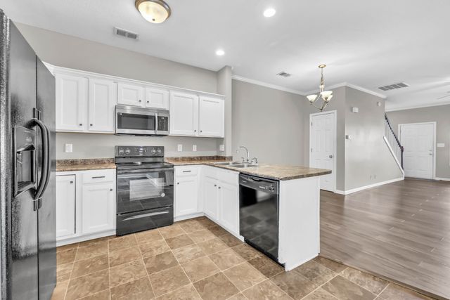 151 Alexander Blvd, Clarksville, TN 37040