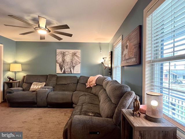 210 W WALNUT ST, Marietta, PA 17547