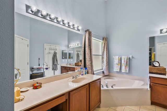 2651 RAMBLING OAKS WAY, Kissimmee, FL 34746