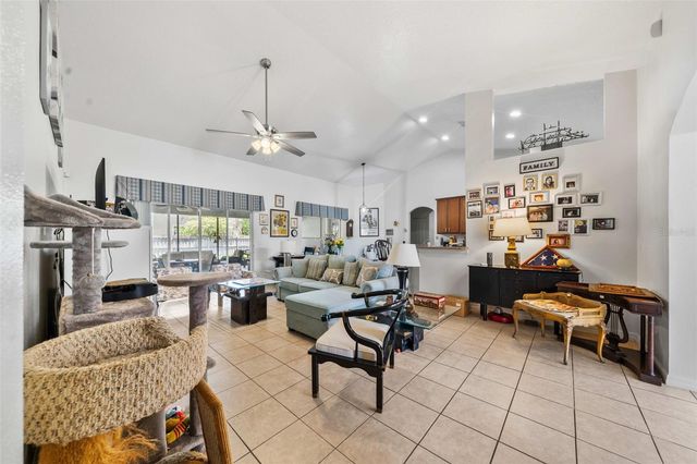 2651 RAMBLING OAKS WAY, Kissimmee, FL 34746