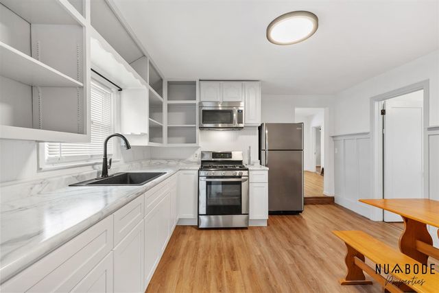 1514 6th Street, Muskegon, MI 49441