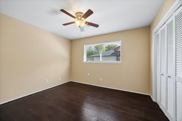 5718 Viking Drive, Houston, TX 77092