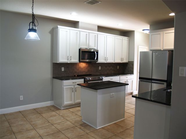 2272 Fox Ridge Trail, Frisco, TX 75036