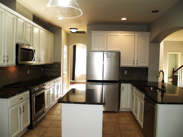 2272 Fox Ridge Trail, Frisco, TX 75036