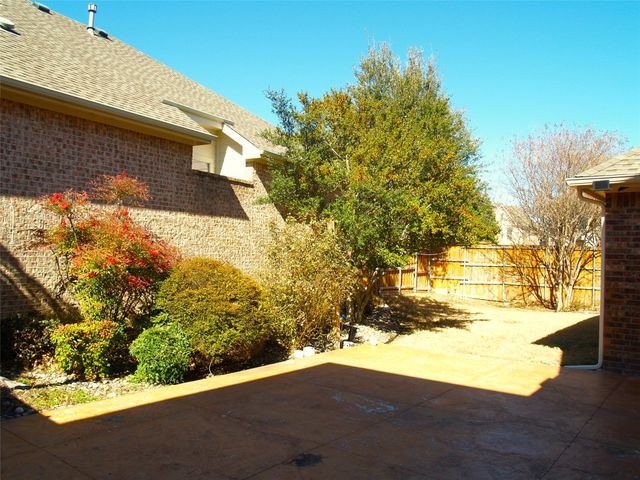 2272 Fox Ridge Trail, Frisco, TX 75036