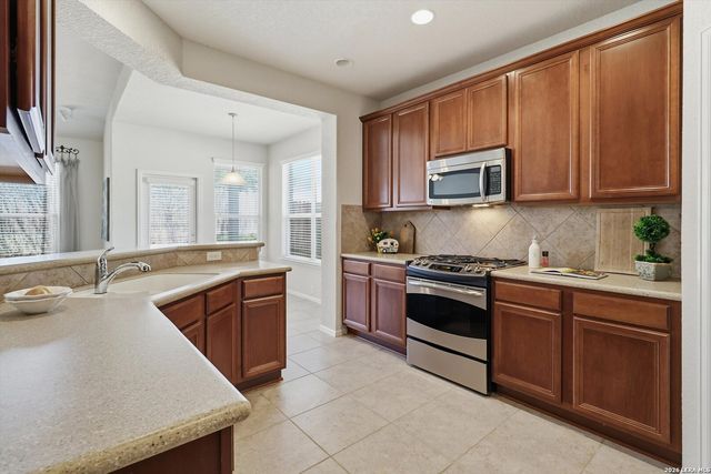 1039 Chase Creek, San Antonio, TX 78260