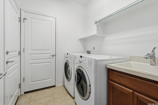 1039 Chase Creek, San Antonio, TX 78260