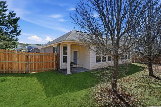 1039 Chase Creek, San Antonio, TX 78260