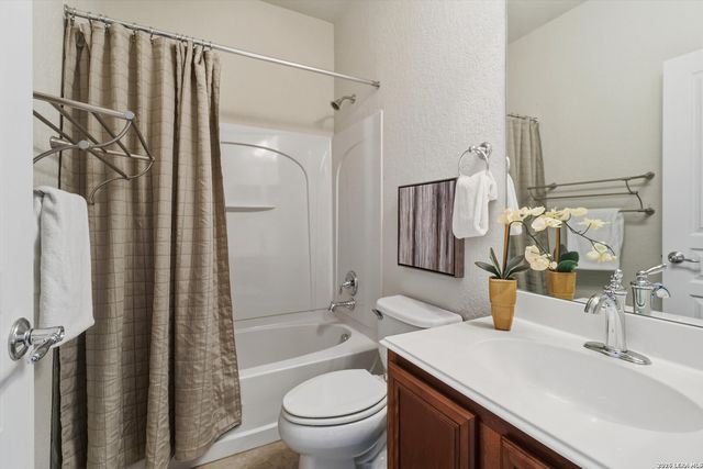 1039 Chase Creek, San Antonio, TX 78260