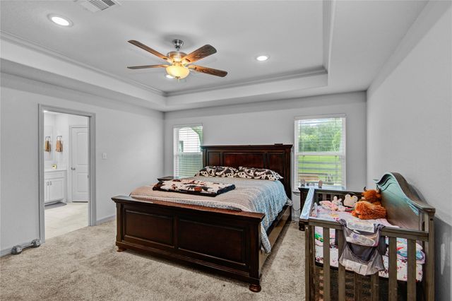 46 Nelson Court, Jones Creek, TX 77541