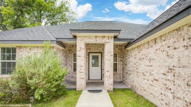 46 Nelson Court, Jones Creek, TX 77541