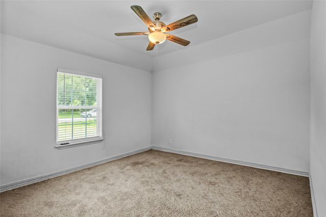 46 Nelson Court, Jones Creek, TX 77541