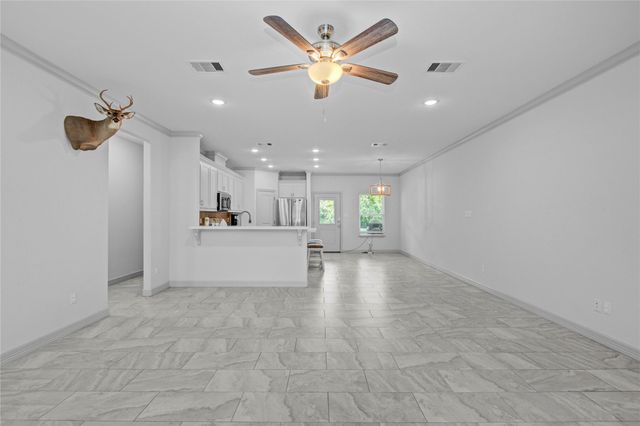 46 Nelson Court, Jones Creek, TX 77541