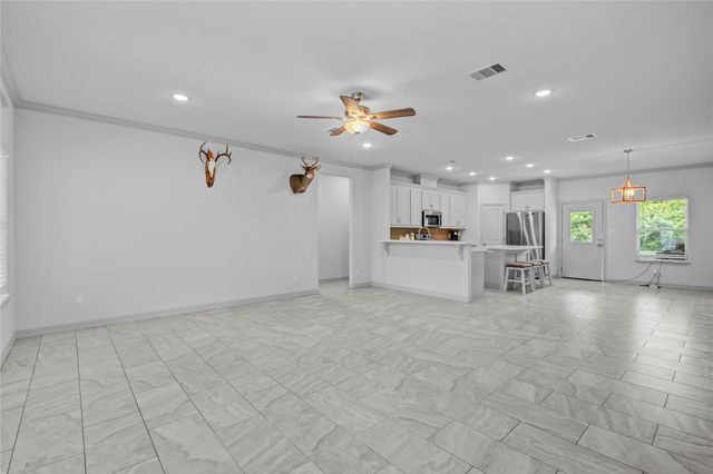 46 Nelson Court, Jones Creek, TX 77541