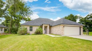 46 Nelson Court, Jones Creek, TX 77541