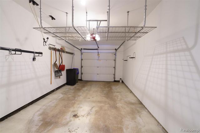 469 Winwood Circle 121, Walled Lake, MI 48390