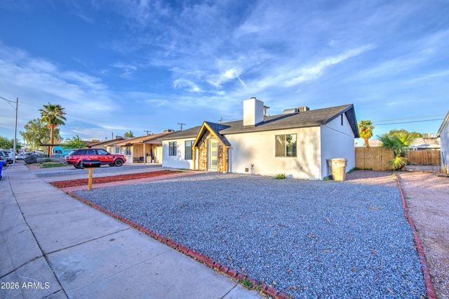 5613 N 63RD Drive, Glendale, AZ 85301