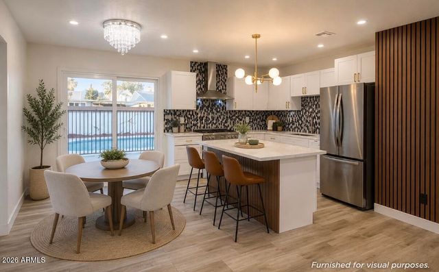 5613 N 63RD Drive, Glendale, AZ 85301