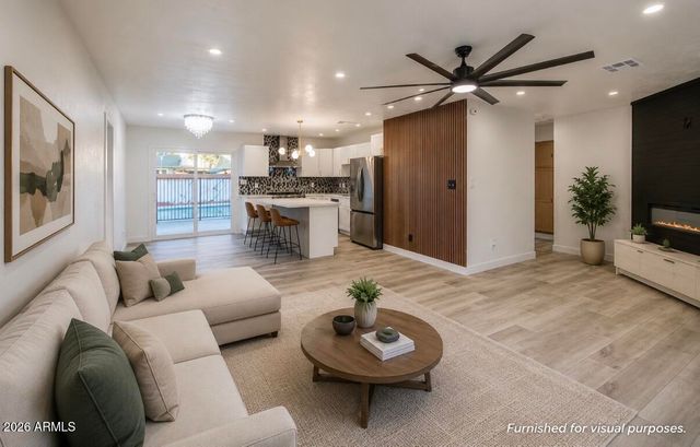 5613 N 63RD Drive, Glendale, AZ 85301