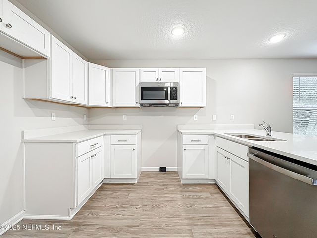 6151 DELMAR Place, Jacksonville, FL 32205