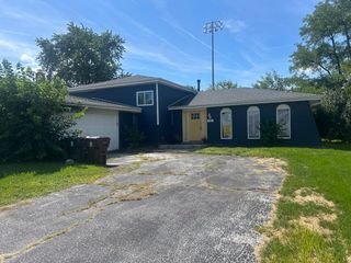 308 S Dorchester Avenue, Glenwood, IL 60425