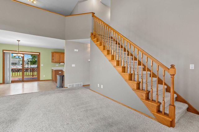 2316 MADDY COURT, Green Bay, WI 54303