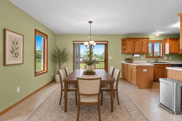 2316 MADDY COURT, Green Bay, WI 54303