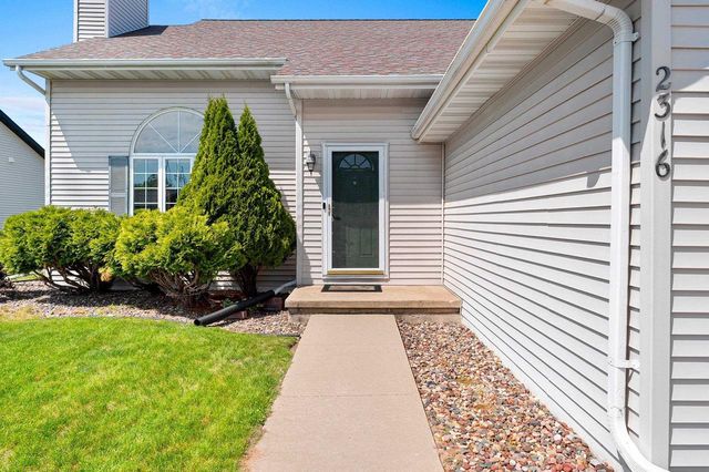 2316 MADDY COURT, Green Bay, WI 54303