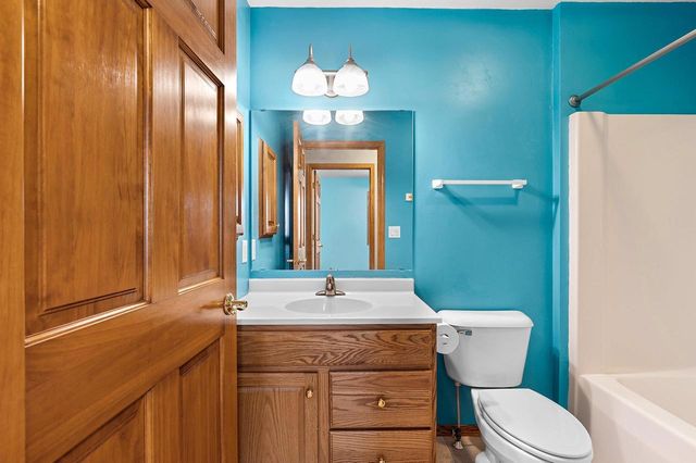 2316 MADDY COURT, Green Bay, WI 54303