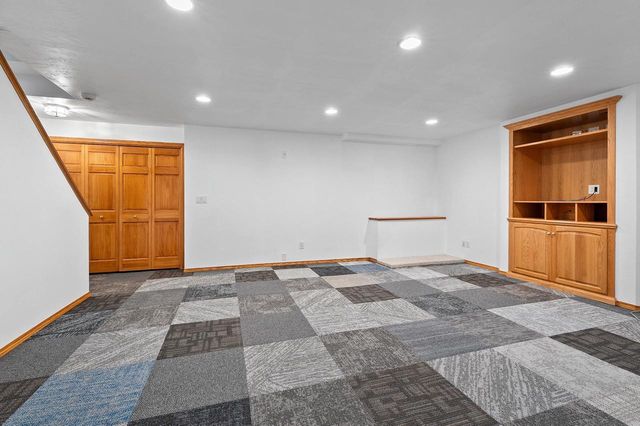 2316 MADDY COURT, Green Bay, WI 54303