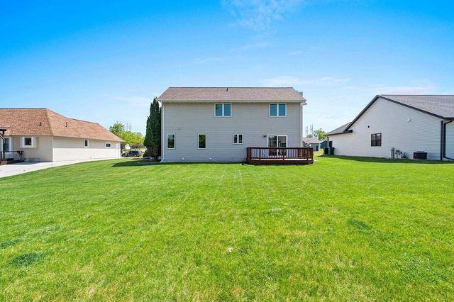 2316 MADDY COURT, Green Bay, WI 54303